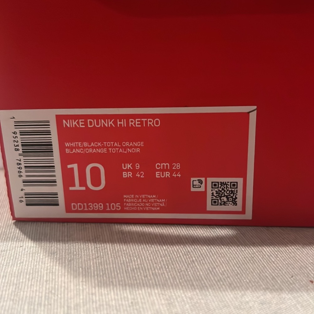 New in Box Nike HI Retro (pandas) - Picture 5 of 6